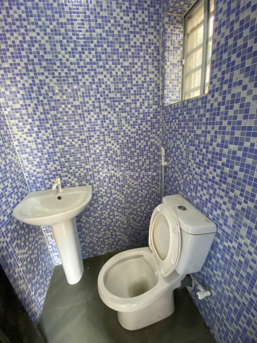 Standard Two Bedroom Apartment, Ogombo, Ajah, Lagos, Flat / Apartment for Rent