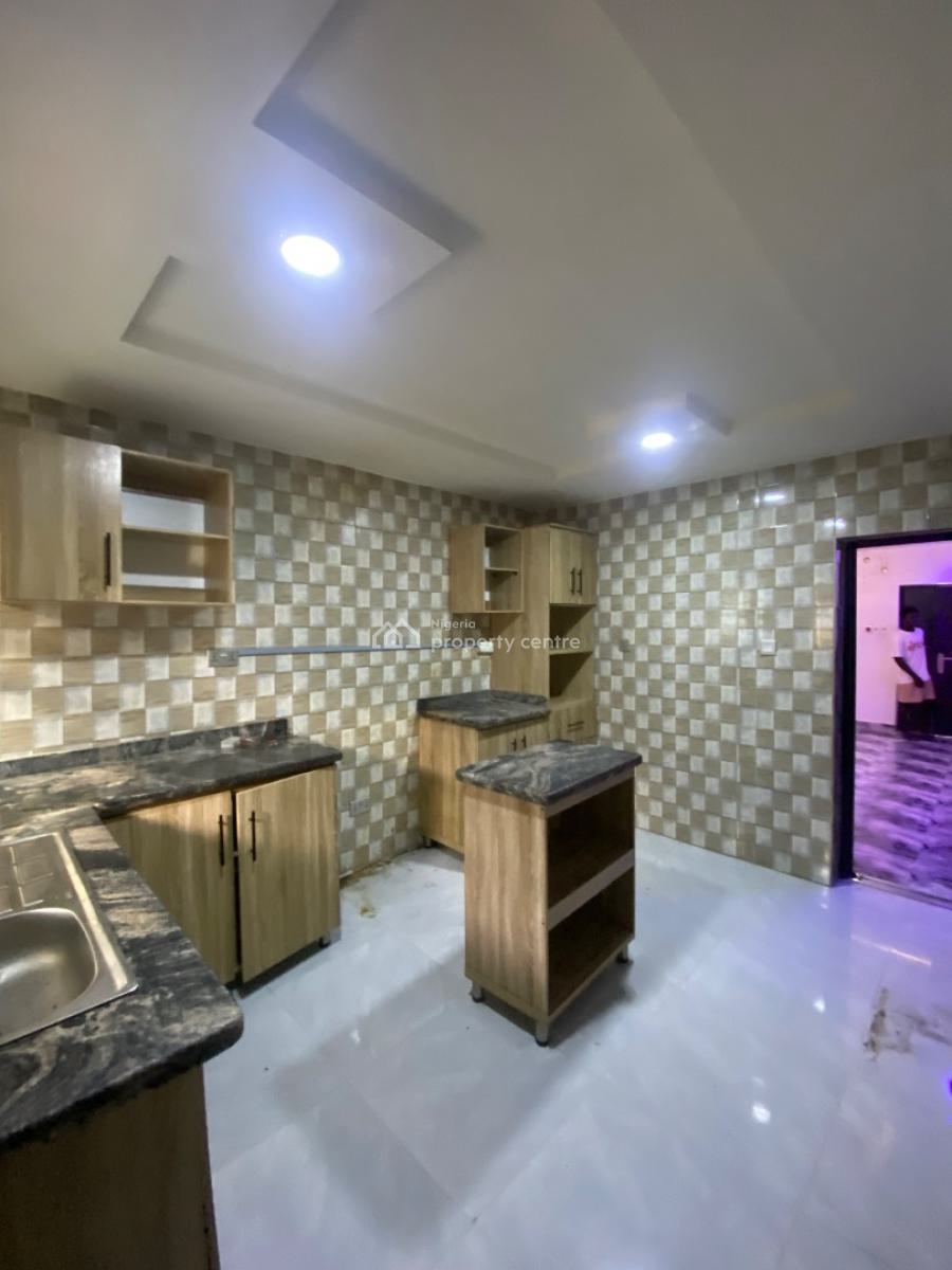 Standard Two Bedroom Apartment, Ogombo, Ajah, Lagos, Flat / Apartment for Rent
