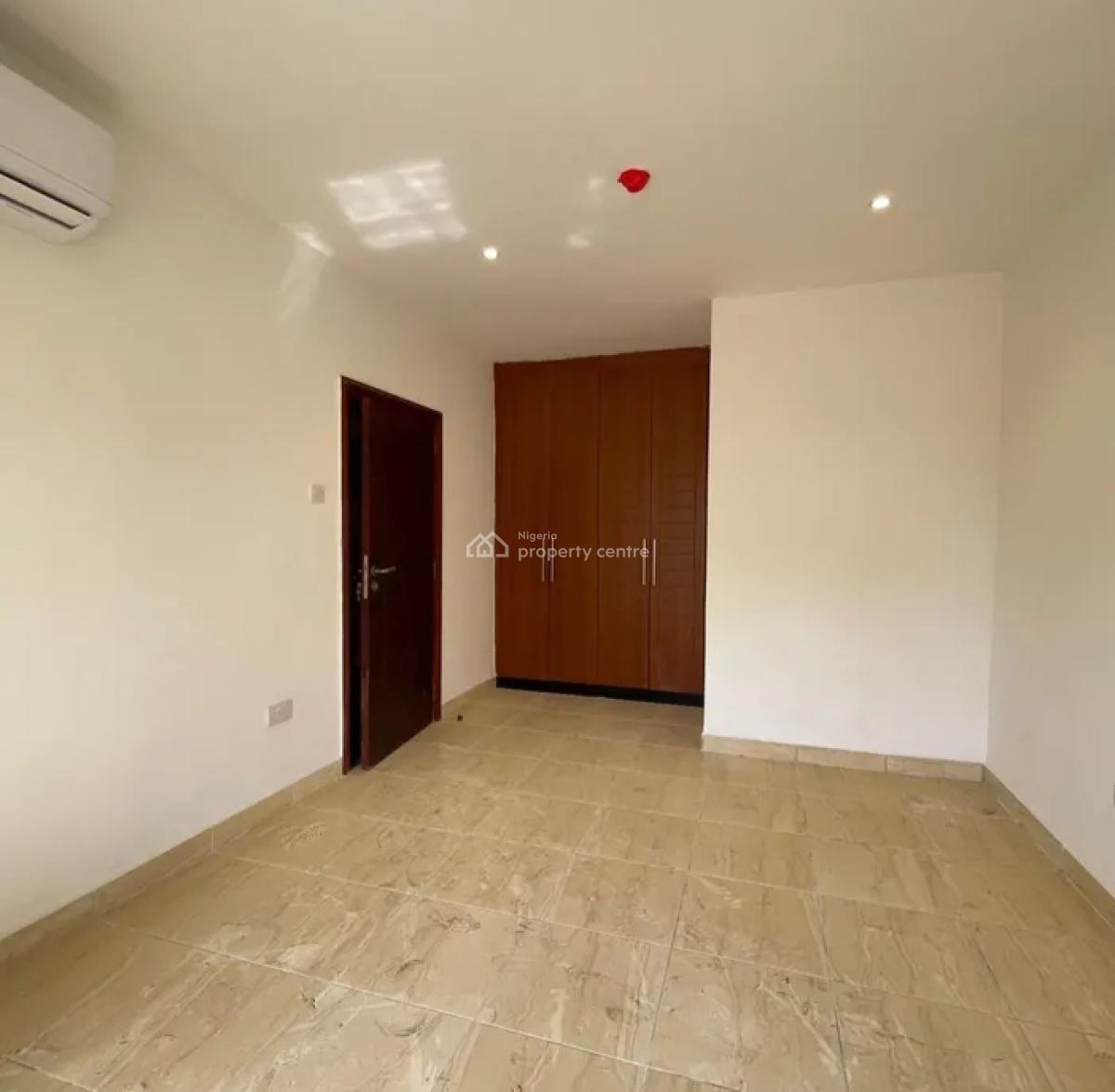 Six Units ( 4 Bedroom Apartment) Spacious Luxurious, Old Ikoyi, Ikoyi, Lagos, Flat / Apartment for Rent