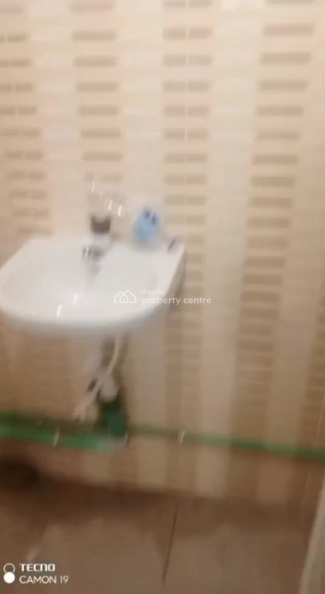 Very Decent and Spacious Ground Floor 3-bedroom Flat, Akoka, Yaba, Lagos, Flat / Apartment for Rent