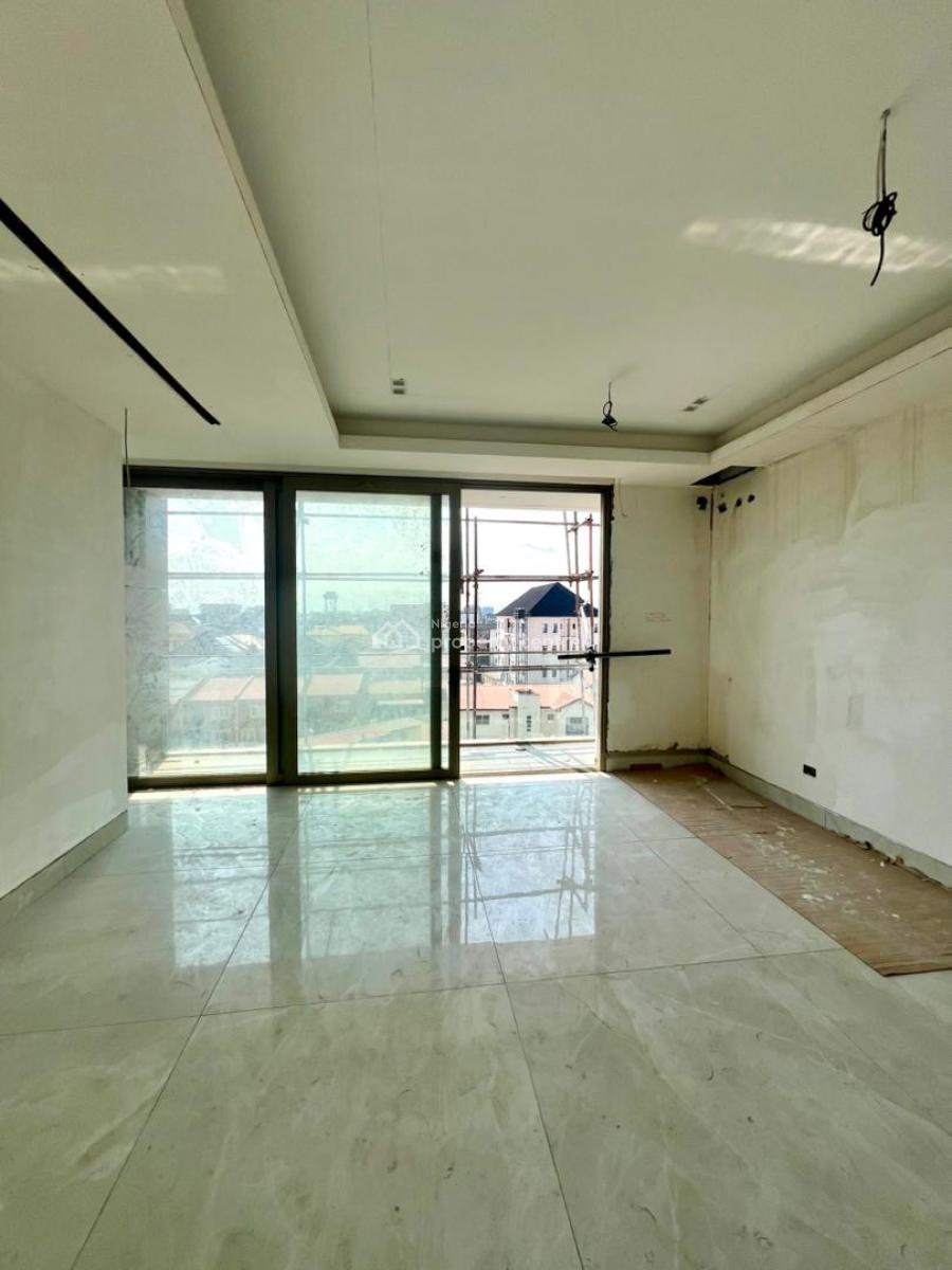 Beautiful 4 Bedroom Maisonette with an Elevator, Pool and Gym, Lekki Phase 1, Lekki, Lagos, Flat / Apartment for Sale
