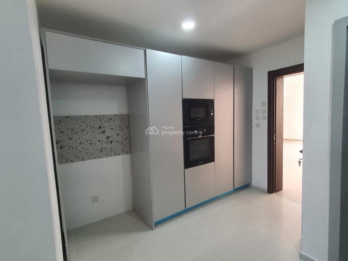 Executive 3 Bedroom Maisonette in a Waterfront Residential Development, Banana Island, Ikoyi, Lagos, Terraced Duplex for Rent