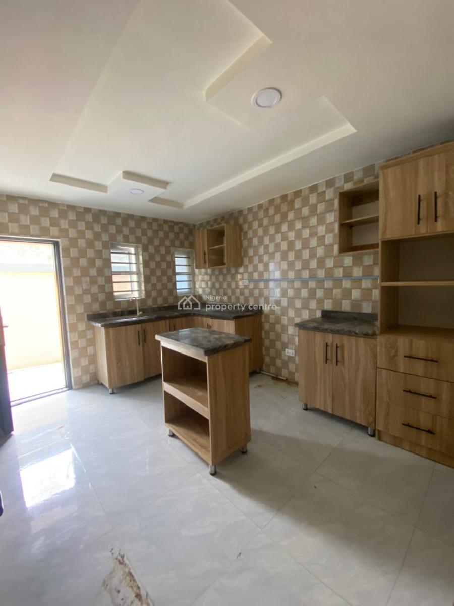 Fresh and Spacious 2bedrooms Luxury Apartment, Ogombo, Ajah, Lagos, Flat / Apartment for Rent