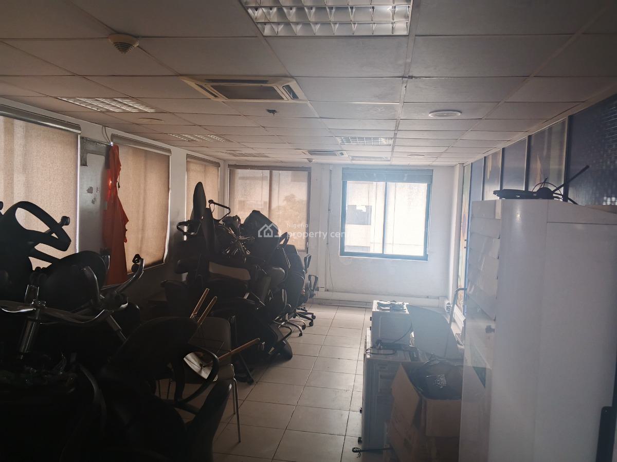 400 Sq Mts Open Plan Office Space in a Grade B Serviced Office Complex, Ajose Adeogun Street, Victoria Island Extension, Victoria Island (vi), Lagos, Office Space for Rent