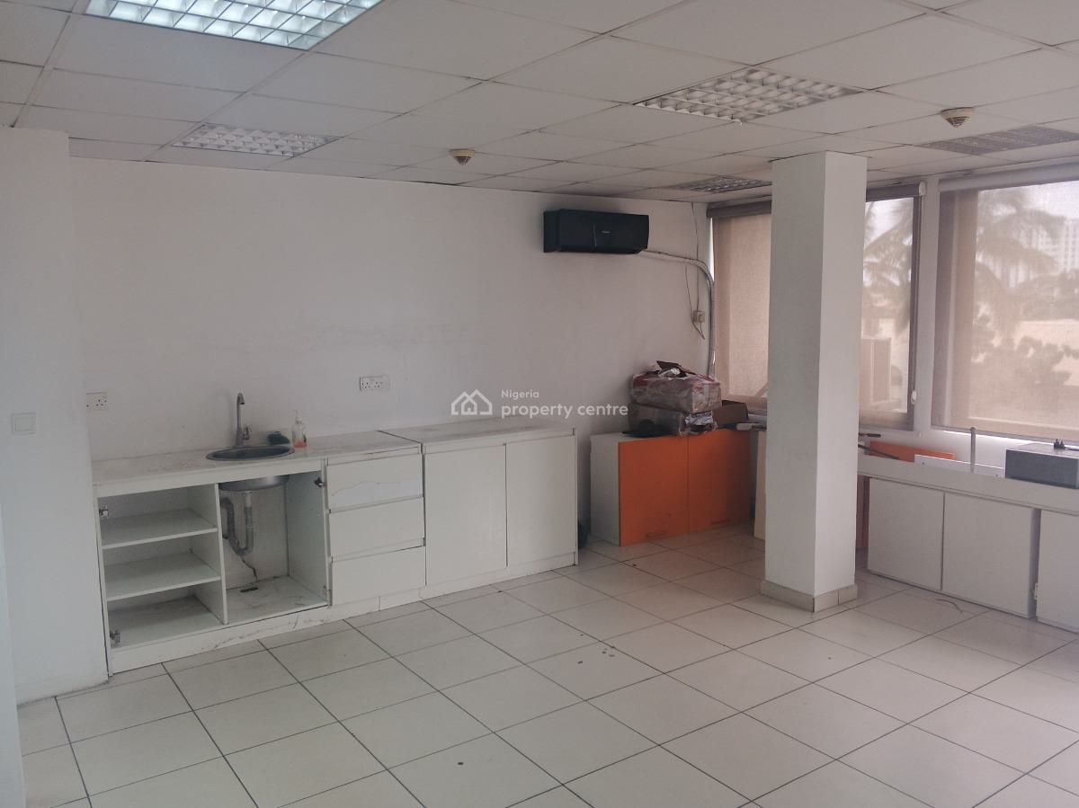 400 Sq Mts Open Plan Office Space in a Grade B Serviced Office Complex, Ajose Adeogun Street, Victoria Island Extension, Victoria Island (vi), Lagos, Office Space for Rent