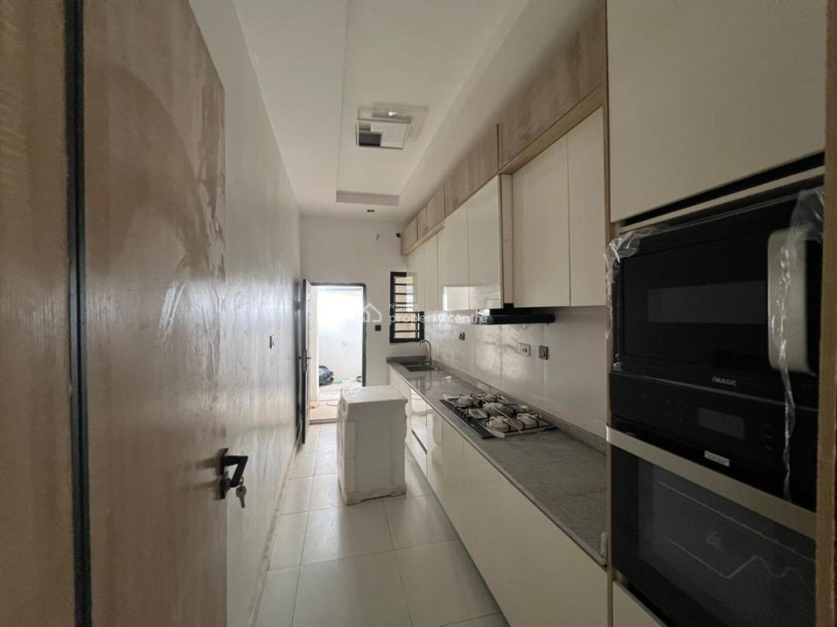 1 Bedroom Apartment, Ologolo, Ologolo, Lekki, Lagos, Self Contain (single Rooms) for Sale