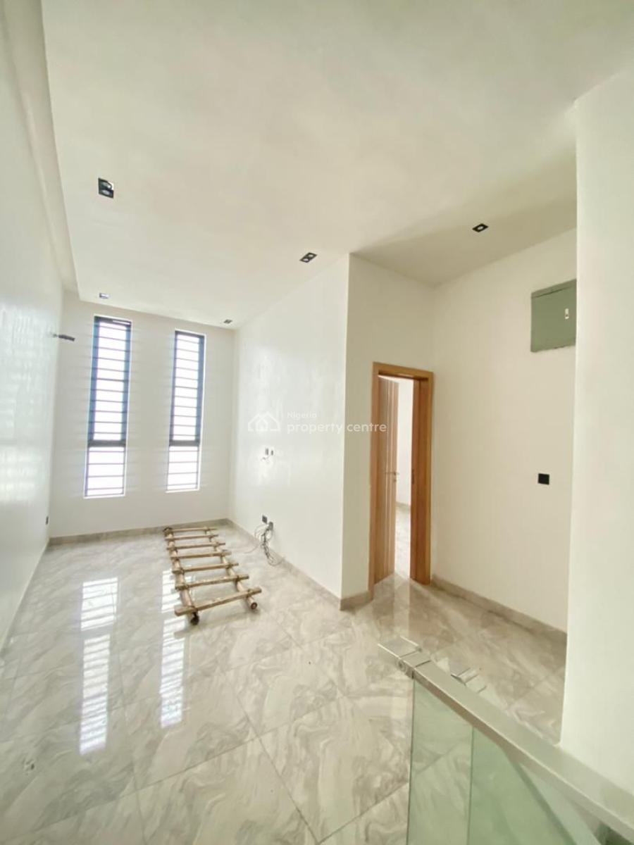 4 Bedroom Semi-detached Duplex in a Secured Estate, Chevron, Lekki Phase 2, Lekki, Lagos, Semi-detached Duplex for Sale