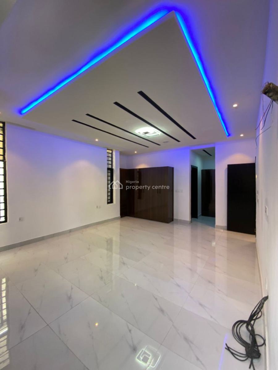 Spacious 4 Bedroom Fully Detached Duplex in an Estate, Chevron, Lekki Phase 2, Lekki, Lagos, Detached Duplex for Sale