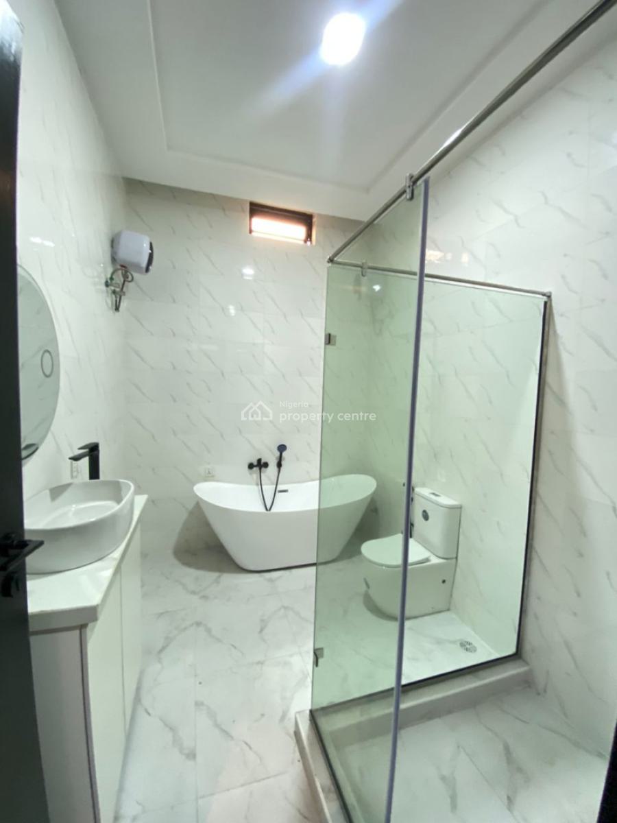 Spacious 4 Bedroom Fully Detached Duplex in an Estate, Chevron, Lekki Phase 2, Lekki, Lagos, Detached Duplex for Sale