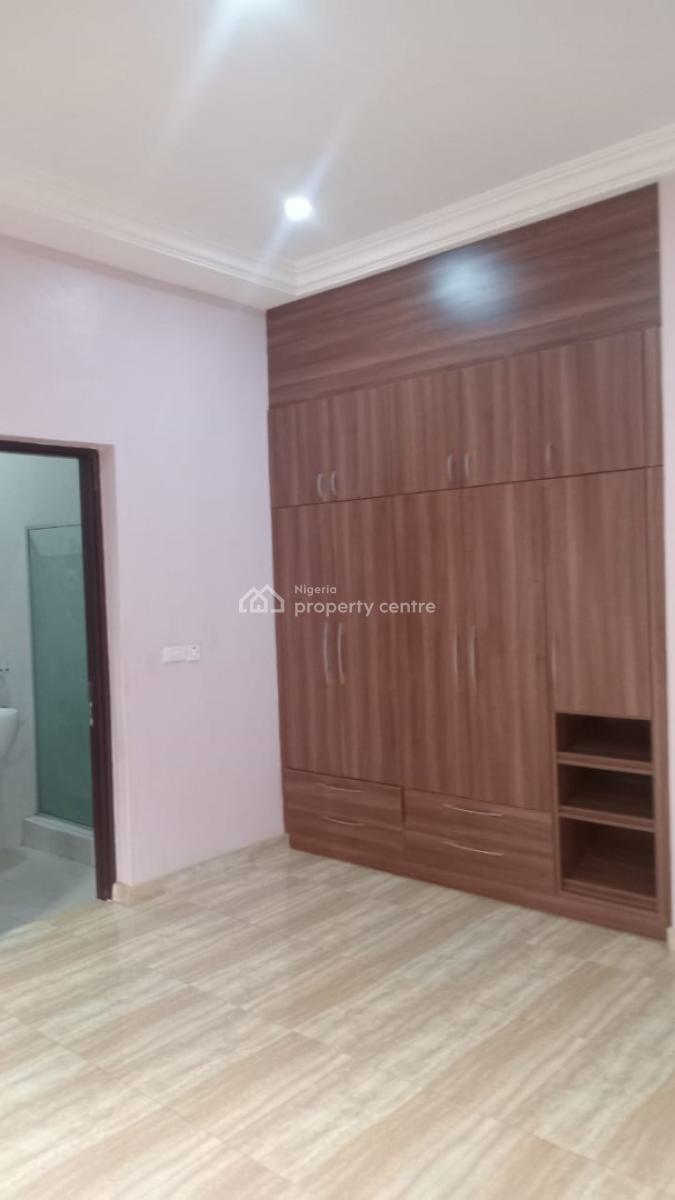 Tastefully Finished and Spacious 2 Bedroom Apartment, Wuye, Wuye, Abuja, Flat / Apartment for Rent