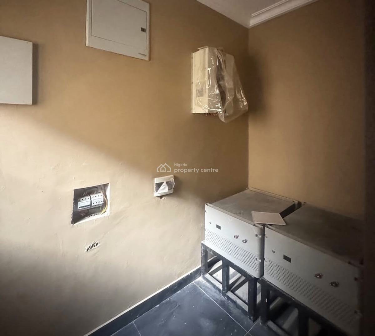 Brand New 5 Bedrooms Terrace with an Elevator, Home Office/ Gym, Jabi, Abuja, Terraced Duplex for Sale