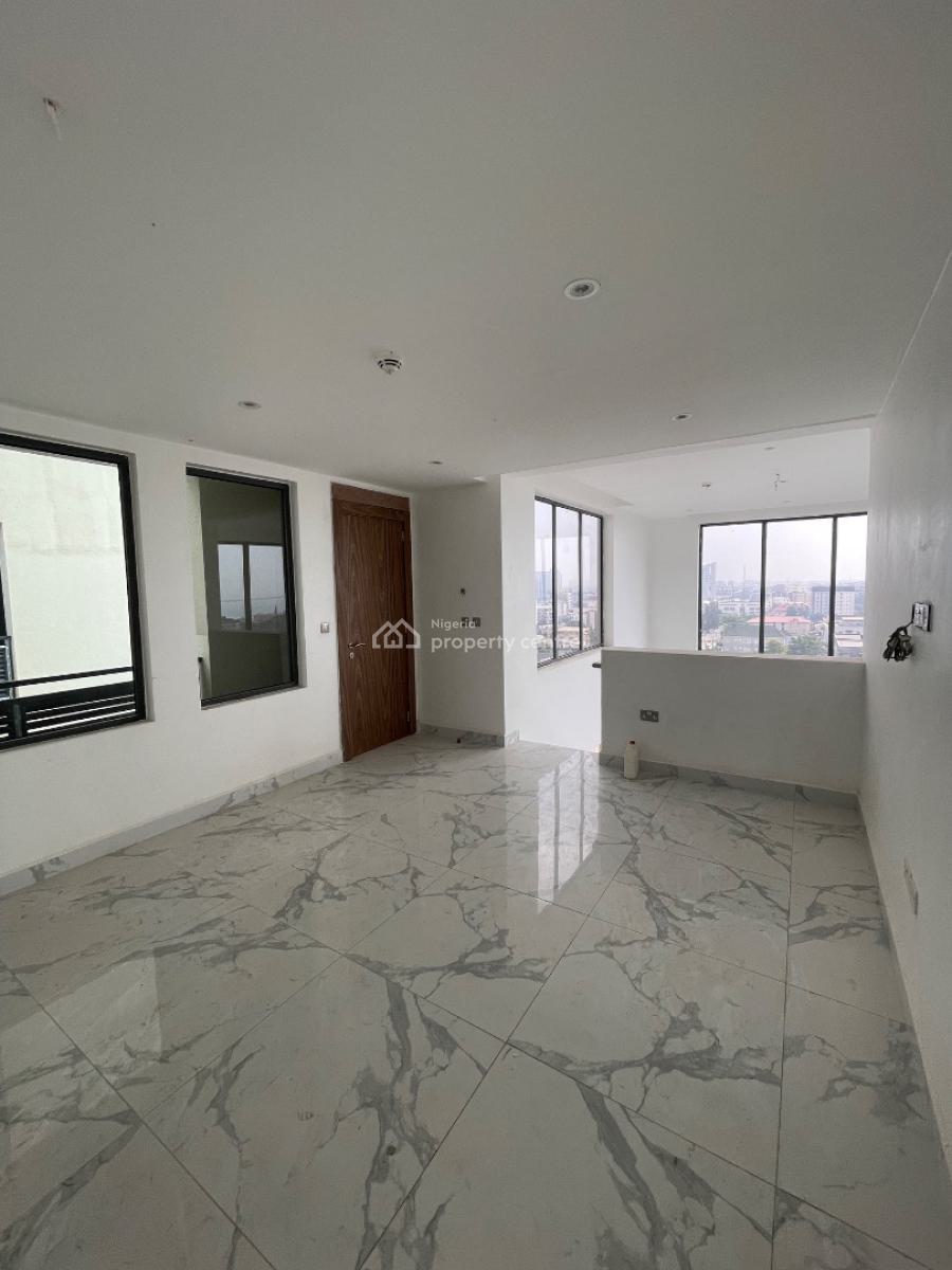 City and Waterview Penthouse Maisonette with Resturant and Lounge, Victoria Island (vi), Lagos, Flat / Apartment for Sale
