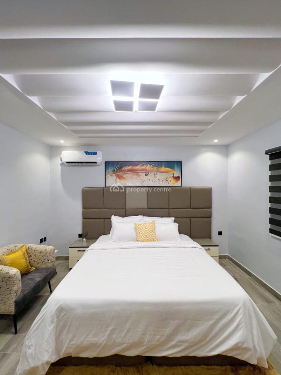 Luxury 1 Bedroom Apartment with Swimming, Ikeja, Lagos, Flat / Apartment Short Let