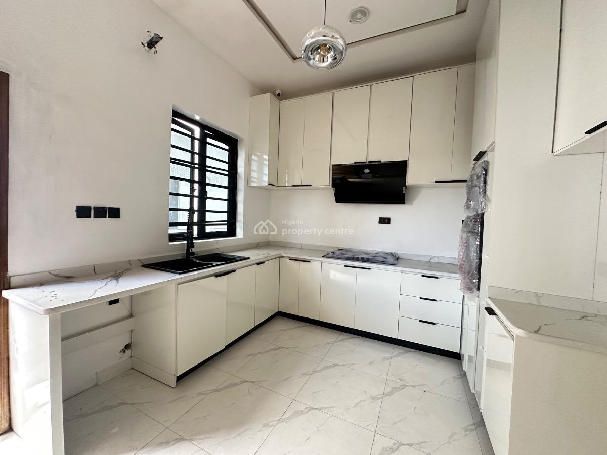 Amazing 4 Bedroom Semi-detached Duplex, Chevron Tollgate, Lekki, Lagos, Semi-detached Duplex for Sale