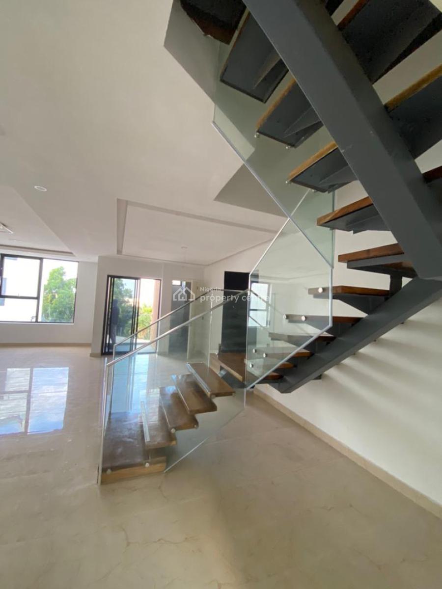 Luxury 4 Bedroom Maisonette, Lekki Phase 1, Lekki, Lagos, Block of Flats for Sale