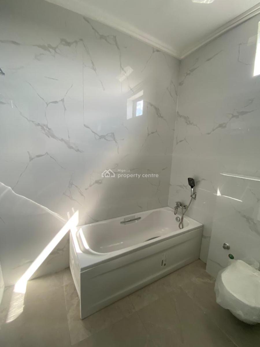 Luxury 4 Bedroom Maisonette, Lekki Phase 1, Lekki, Lagos, Block of Flats for Sale