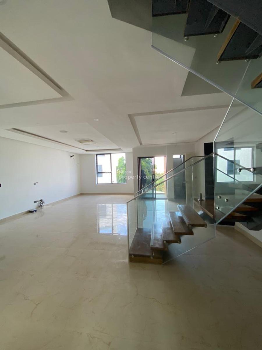 Luxury 4 Bedroom Maisonette, Lekki Phase 1, Lekki, Lagos, Block of Flats for Sale