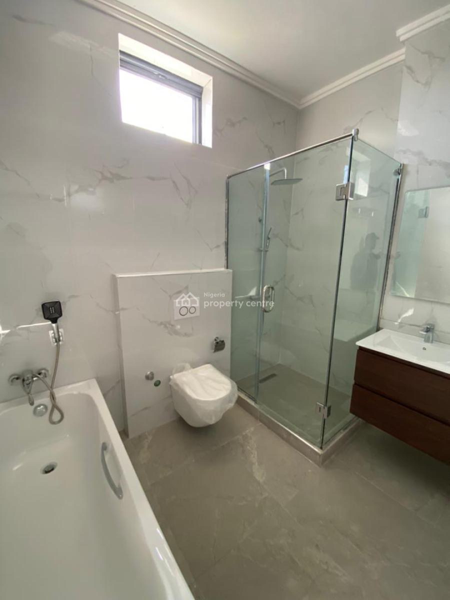 Luxury 4 Bedroom Maisonette, Lekki Phase 1, Lekki, Lagos, Block of Flats for Sale