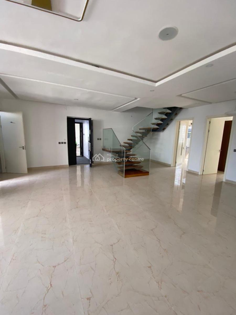 Luxury 4 Bedroom Maisonette, Lekki Phase 1, Lekki, Lagos, Block of Flats for Sale