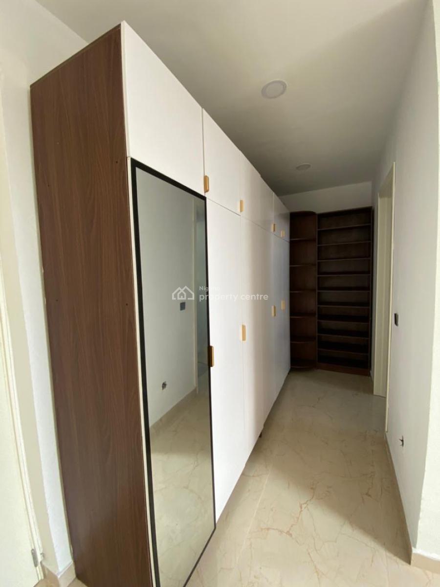 Luxury 4 Bedroom Maisonette, Lekki Phase 1, Lekki, Lagos, Block of Flats for Sale