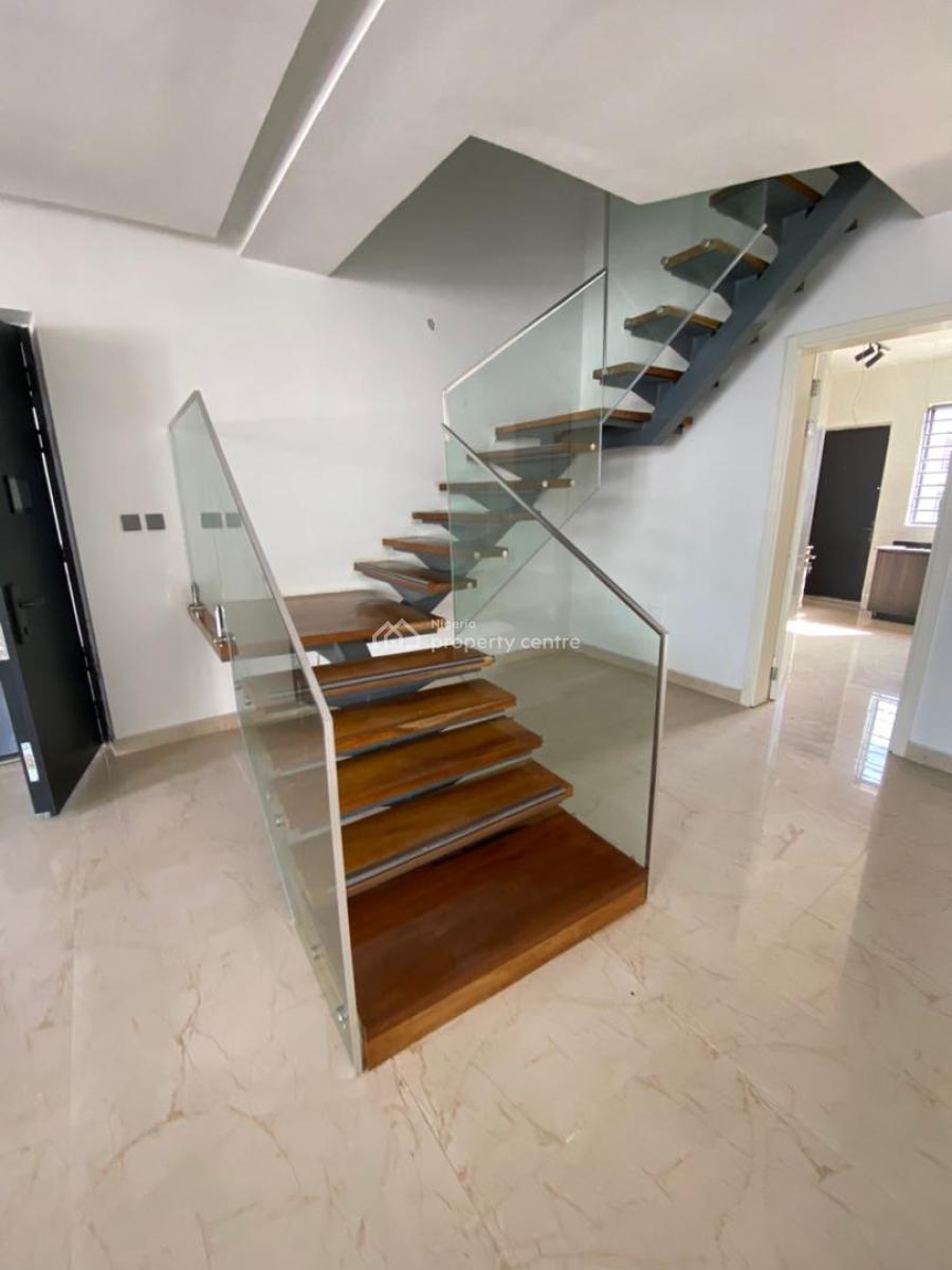 Luxury 4 Bedroom Maisonette, Lekki Phase 1, Lekki, Lagos, Block of Flats for Sale