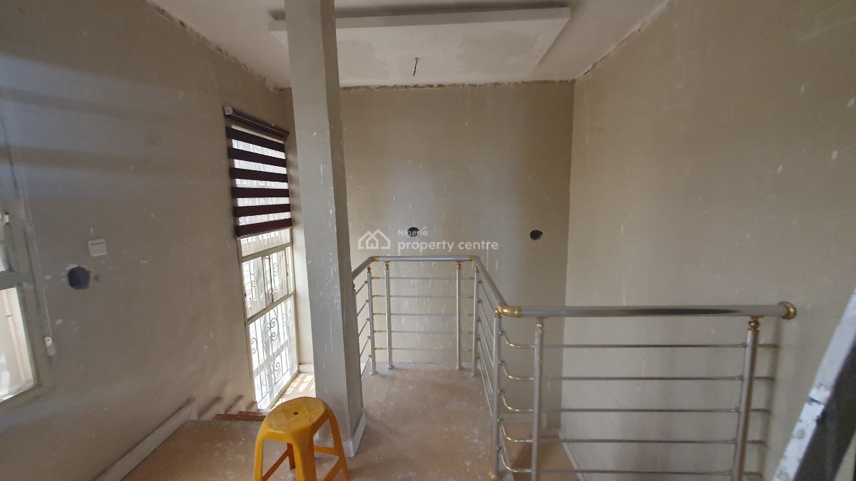 Distinguished 4 Bedroom Semi Detached Duplex, Bera Estate /chevron, Lekki Phase 2, Lekki, Lagos, Flat / Apartment for Rent