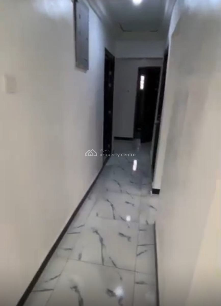 Super Clean 3bedroom Flat, 2nd Floor, Pay and Pack in, Maitama Main, Maitama District, Abuja, Flat / Apartment for Rent