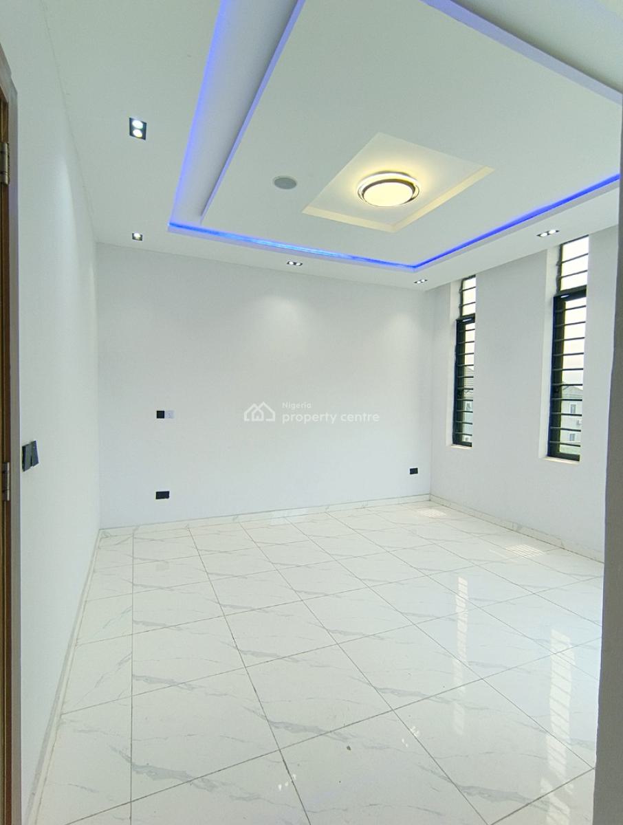 8 Units of Well Built Terraced Duplex in an Access Control Estate, Orchid, Lekki, Lagos, Terraced Duplex for Sale