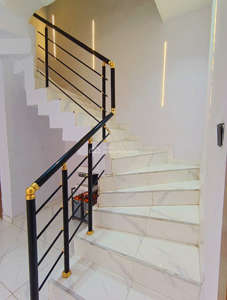 8 Units of Well Built Terraced Duplex in an Access Control Estate, Orchid, Lekki, Lagos, Terraced Duplex for Sale