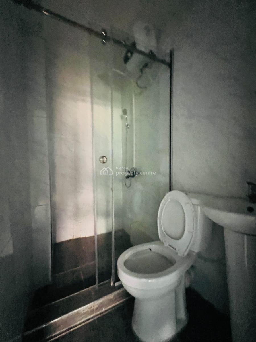 Beautiful 3 Bedroom Apartment in a Good Neighborhood, Close to Express, Abijo Gra, Behind Oil Fuel Station, Abijo, Lekki, Lagos, Flat / Apartment for Rent