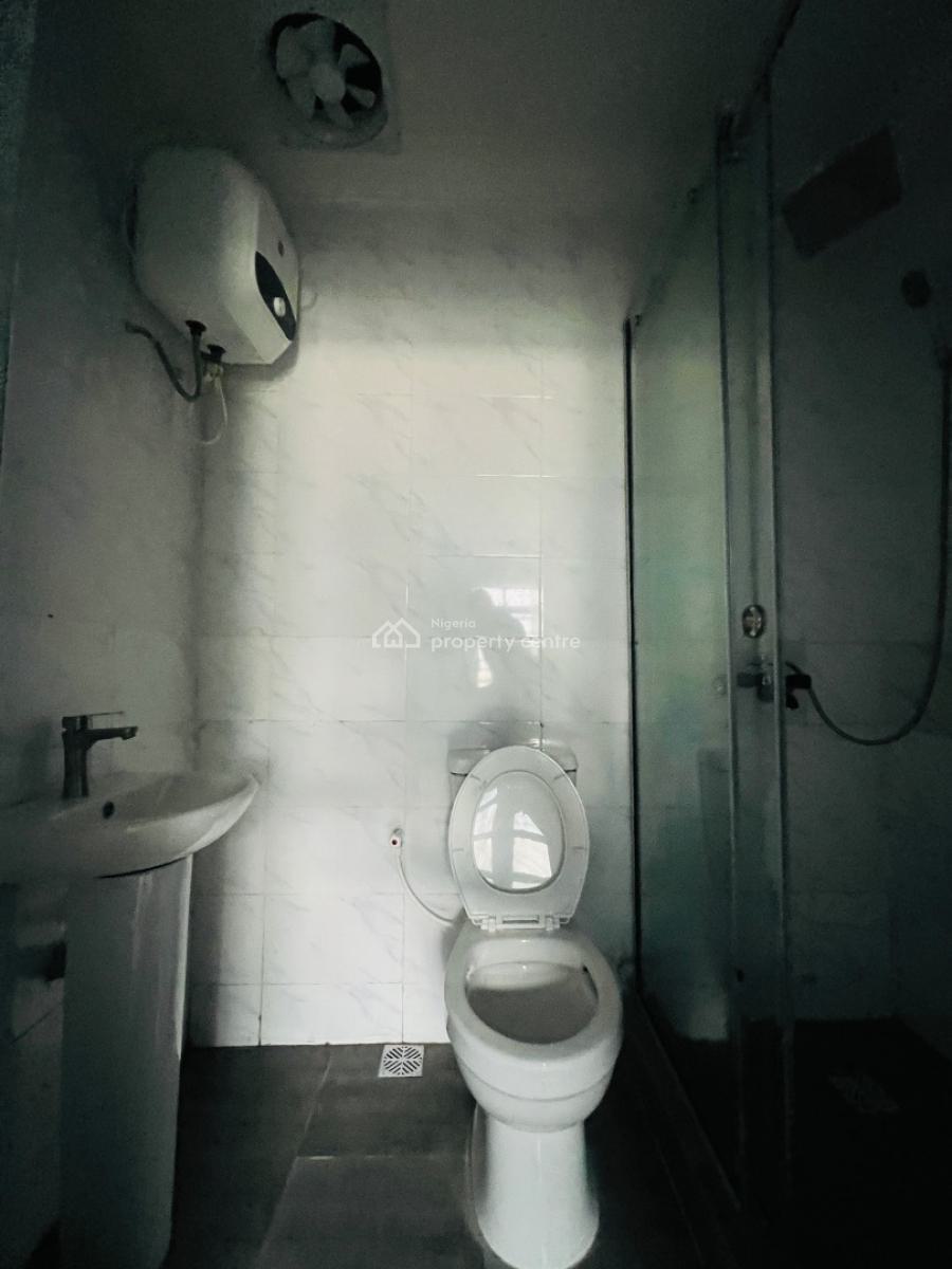 Beautiful 3 Bedroom Apartment in a Good Neighborhood, Close to Express, Abijo Gra, Behind Oil Fuel Station, Abijo, Lekki, Lagos, Flat / Apartment for Rent