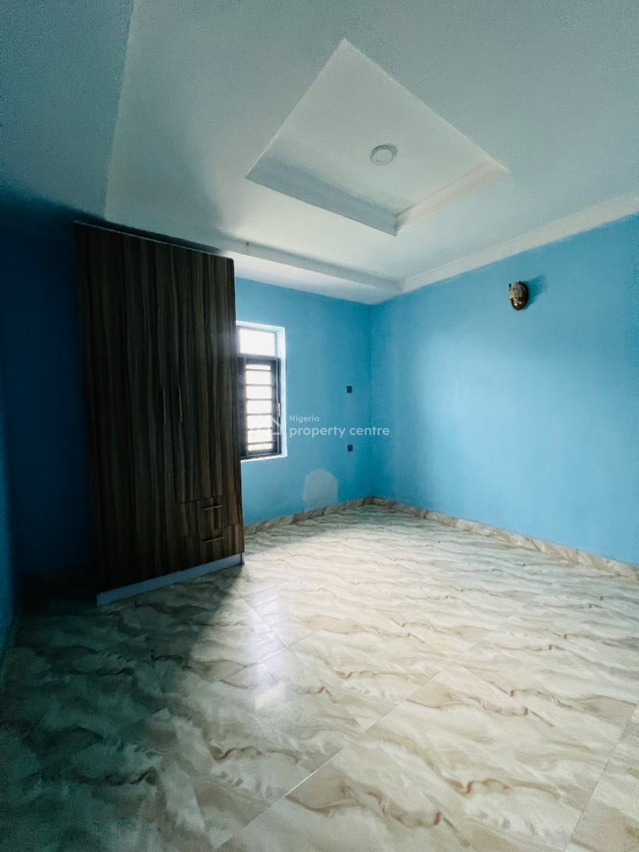 Beautiful 3 Bedroom Apartment in a Good Neighborhood, Close to Express, Abijo Gra, Behind Oil Fuel Station, Abijo, Lekki, Lagos, Flat / Apartment for Rent