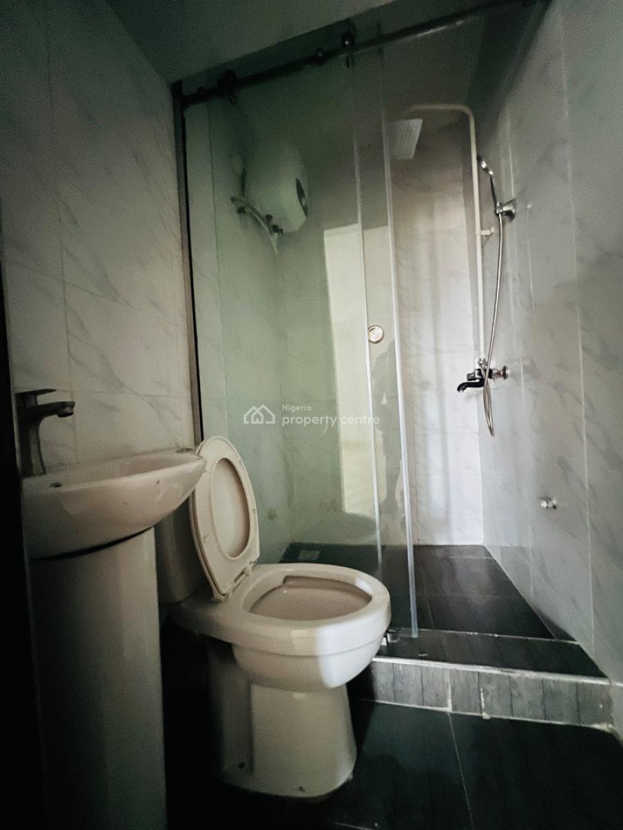 Beautiful 3 Bedroom Apartment in a Good Neighborhood, Close to Express, Abijo Gra, Behind Oil Fuel Station, Abijo, Lekki, Lagos, Flat / Apartment for Rent