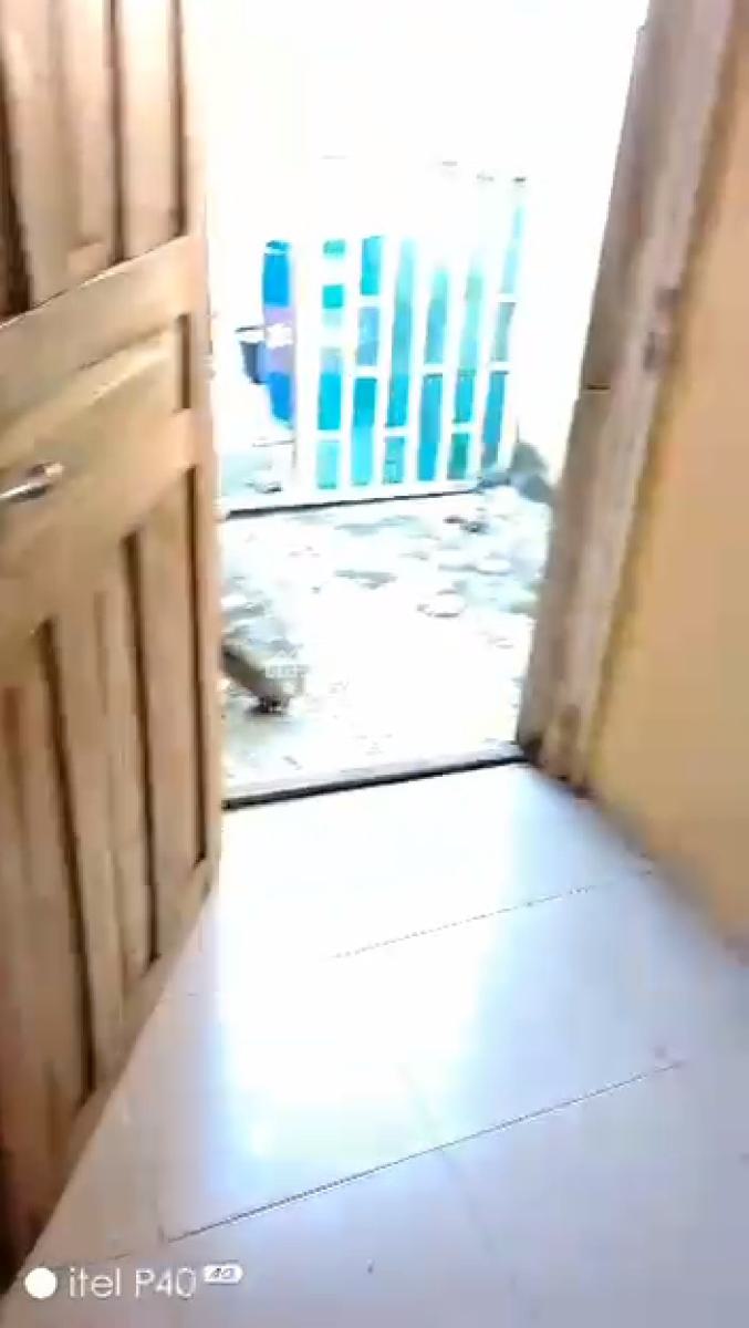 a Room Self Contain in an Estate, Adeniyi Jones, Ikeja, Lagos, Self Contain (single Rooms) for Rent
