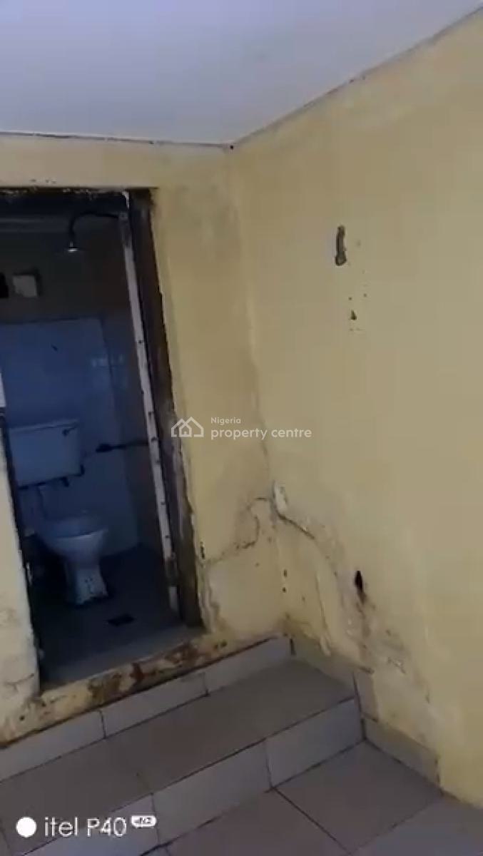 a Room Self Contain in an Estate, Adeniyi Jones, Ikeja, Lagos, Self Contain (single Rooms) for Rent