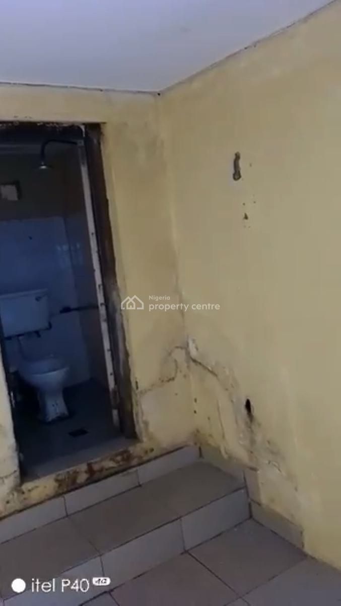 a Room Self Contain in an Estate, Adeniyi Jones, Ikeja, Lagos, Self Contain (single Rooms) for Rent