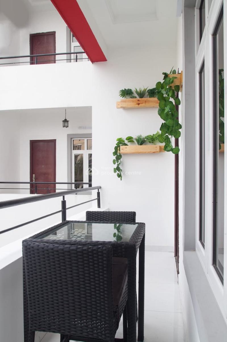 Luxurious 3 Bedroom in a Highly Secured Estate, Victoria Island (vi), Lagos, Flat / Apartment Short Let