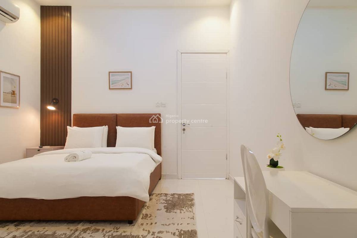 Luxurious 3 Bedroom in a Highly Secured Estate, Victoria Island (vi), Lagos, Flat / Apartment Short Let