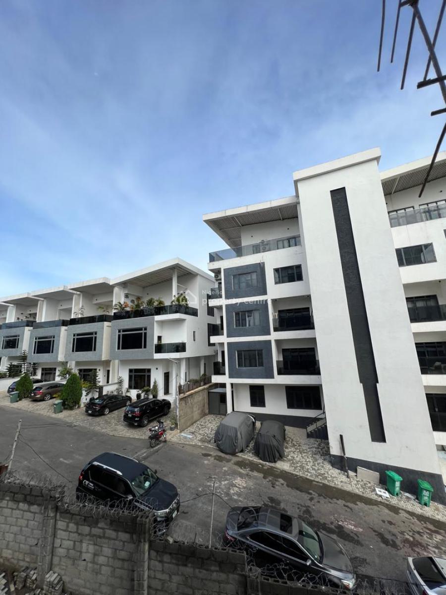 3-bedroom Apartment (2nd Floor), Guzape District, Abuja, Flat / Apartment for Sale