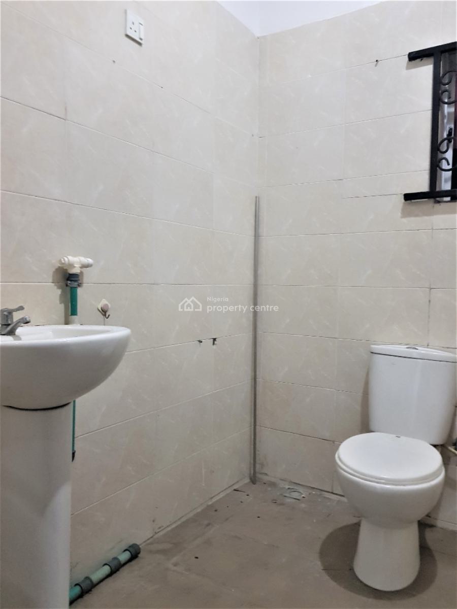 3 Bedroom Flat in a Tightly Secured Estate, University View Estate, Off Lagos Business School, Ajah, Lagos, Flat / Apartment for Rent
