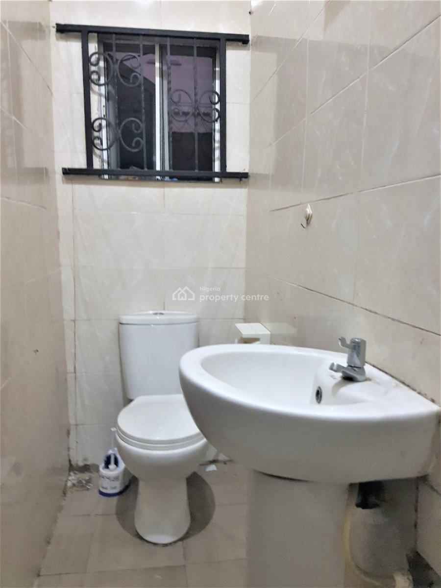 3 Bedroom Flat in a Tightly Secured Estate, University View Estate, Off Lagos Business School, Ajah, Lagos, Flat / Apartment for Rent