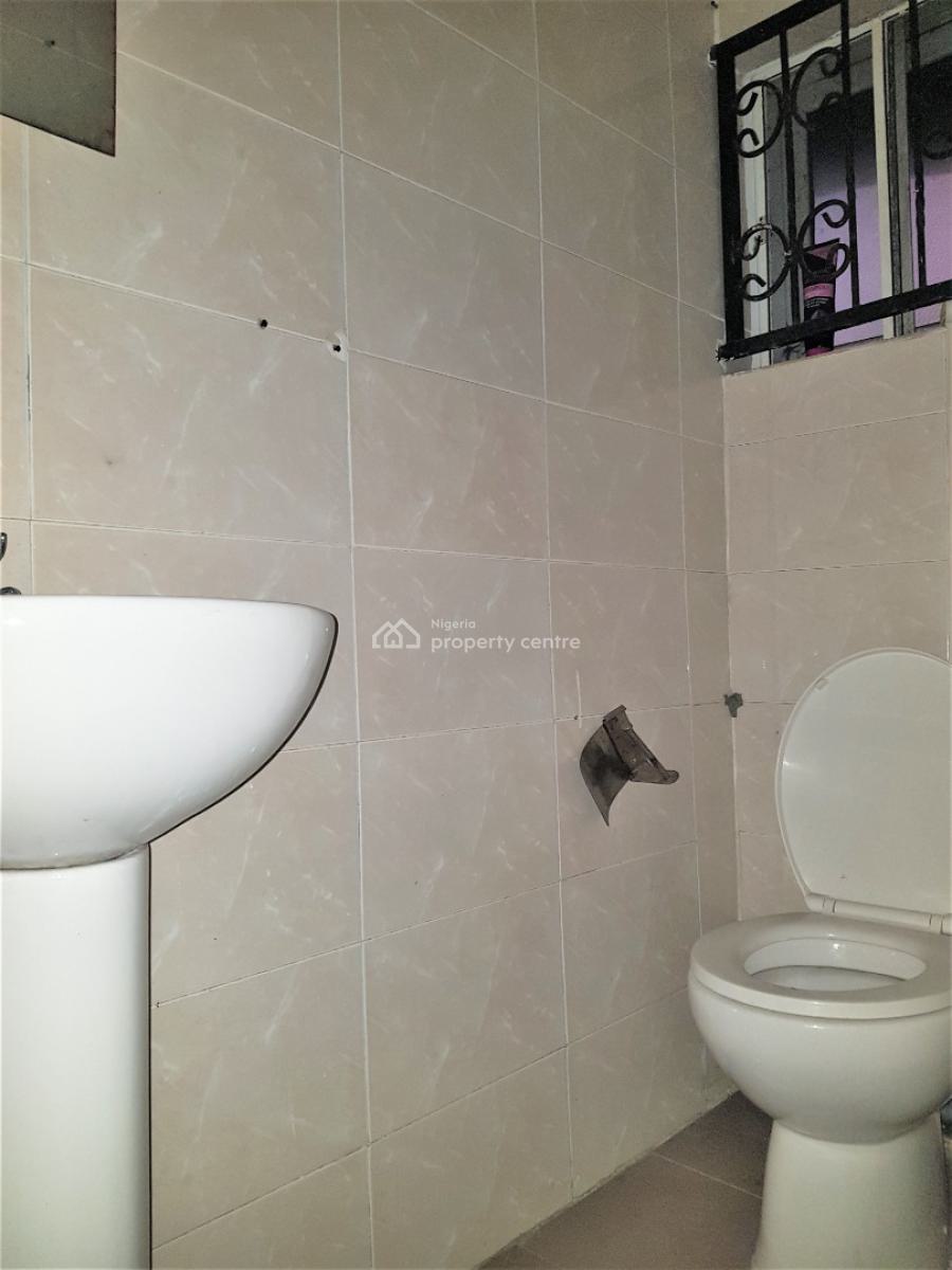 3 Bedroom Flat in a Tightly Secured Estate, University View Estate, Off Lagos Business School, Ajah, Lagos, Flat / Apartment for Rent