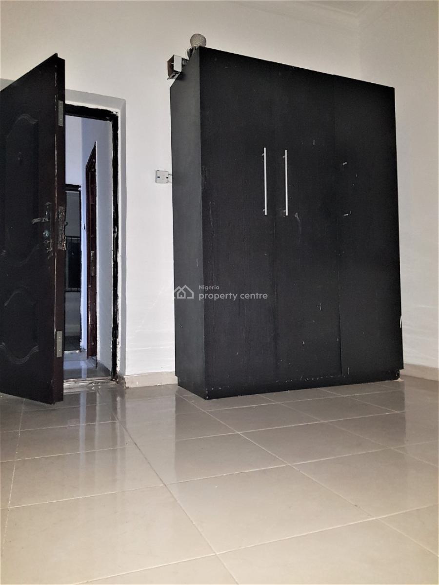 3 Bedroom Flat in a Tightly Secured Estate, University View Estate, Off Lagos Business School, Ajah, Lagos, Flat / Apartment for Rent