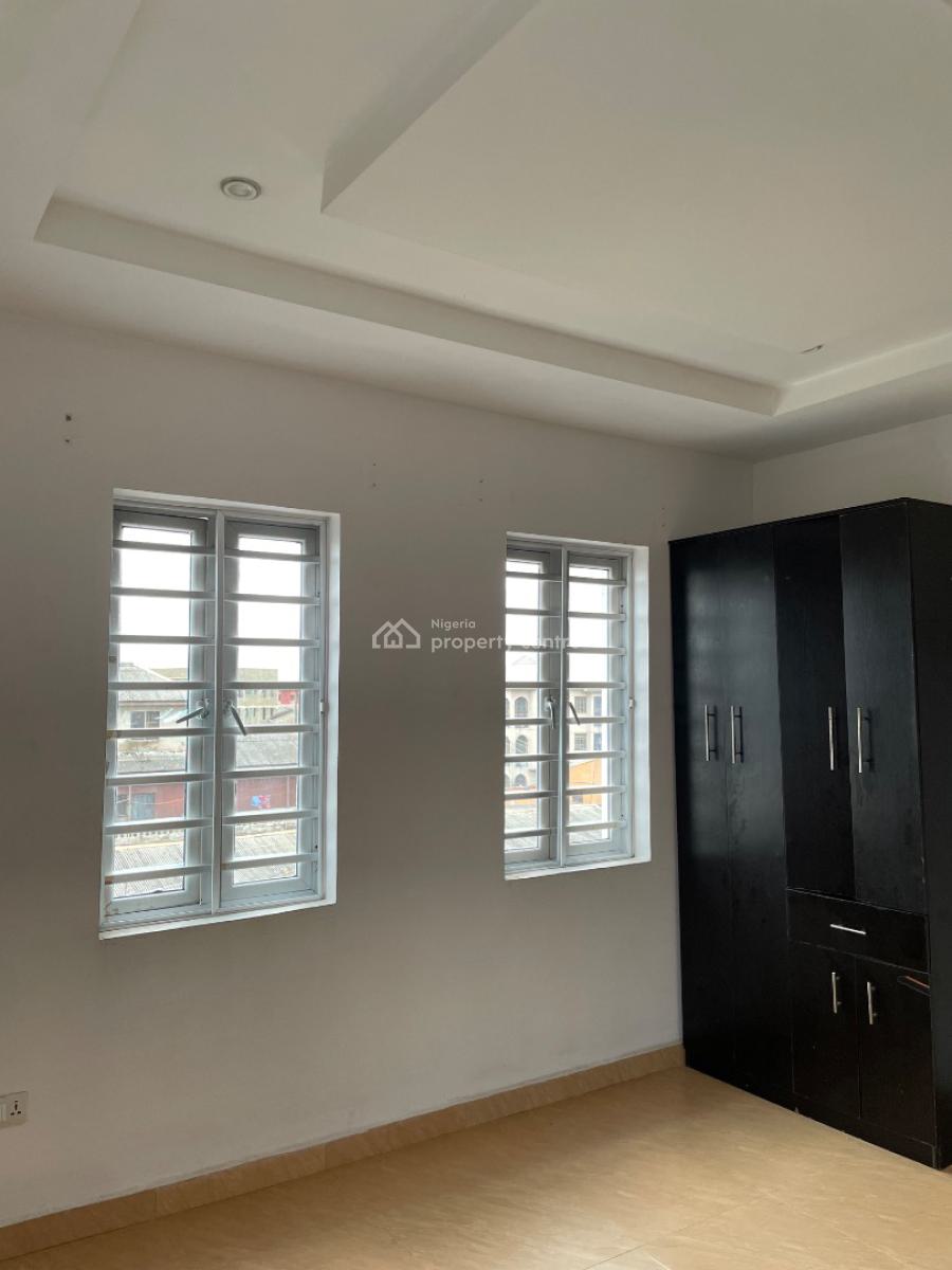 Relativity New Upstairs 2-bedroom En-suite with a Water Heater, Off Alhja Lambo Street, Alapere, Ketu, Lagos, Flat / Apartment for Rent