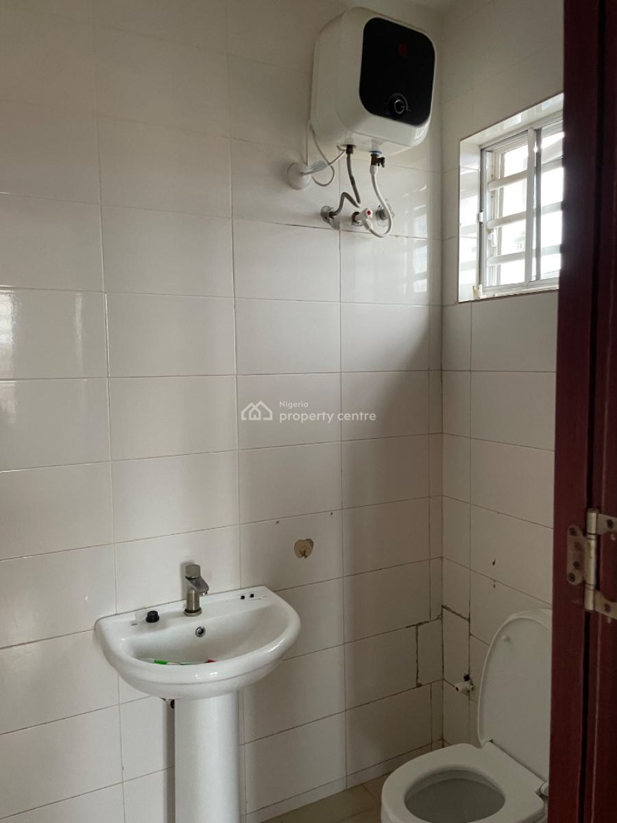 Relativity New Upstairs 2-bedroom En-suite with a Water Heater, Off Alhja Lambo Street, Alapere, Ketu, Lagos, Flat / Apartment for Rent
