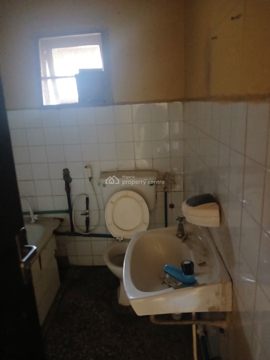Spacious 3 Bedroom Office Space, Ojodu, Lagos, Office Space for Rent