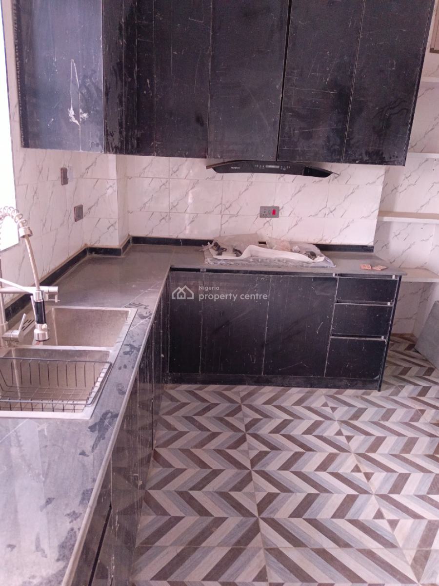 Brand New Exotic 3 Bedroom Terrace Duplex with Bq, Fo1 Layout, Kubwa, Abuja, Terraced Duplex for Rent