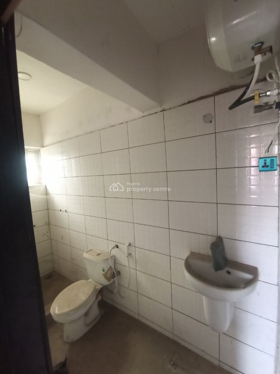 Newly Renovated 3 Bedroom Apartments, Awoyokun Street, Off Oyewole Street, Palmgrove, Ilupeju, Lagos, Flat / Apartment for Rent