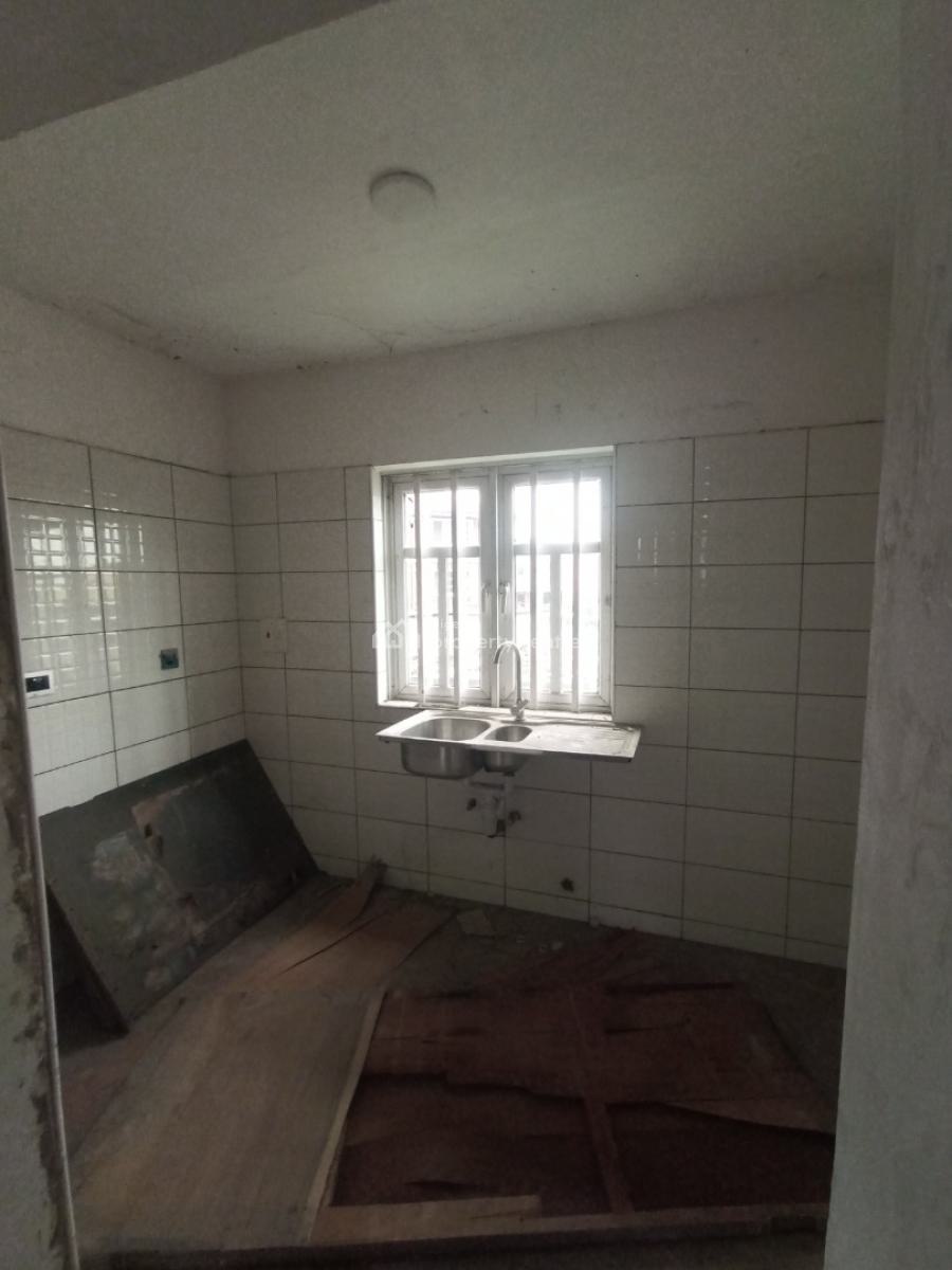 Newly Renovated 3 Bedroom Apartments, Awoyokun Street, Off Oyewole Street, Palmgrove, Ilupeju, Lagos, Flat / Apartment for Rent