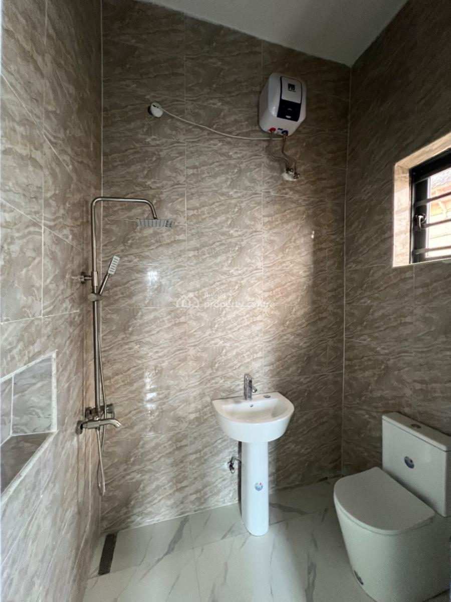 Spacious  Finished Luxury 5 Bed Detached Duplex with Bq, Sangotedo, Ajah, Lagos, Detached Duplex for Sale